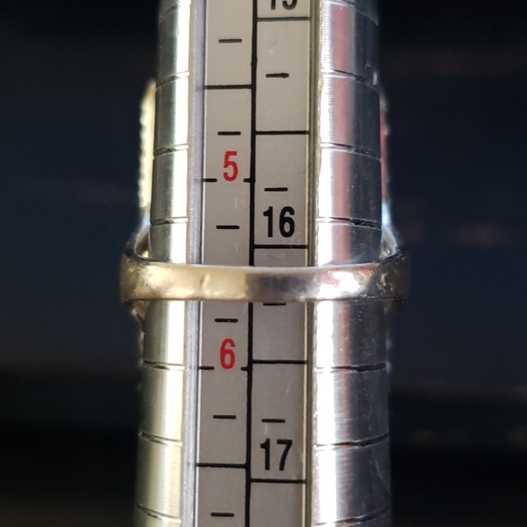 Ring - Picture 6 of 6